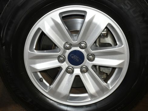 Used 2019 Ford F150 XLT image 65