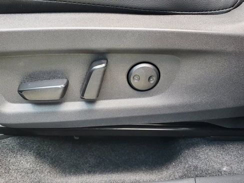 New 2025 Nissan Murano SV w/ Cargo Package image 14