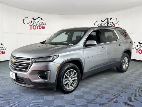 Used 2023 Chevrolet Traverse LT AWD/4WD image 2