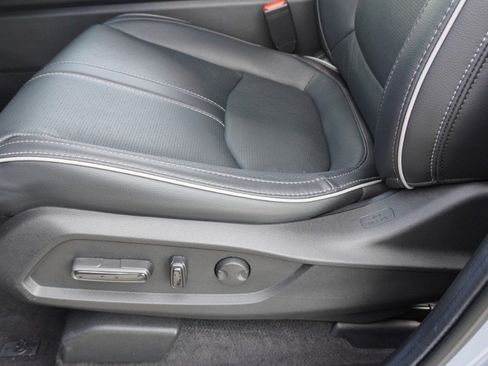 Used 2024 Honda Pilot Elite image 25