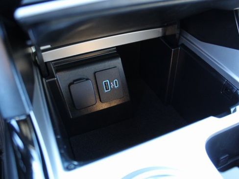 Used 2022 Ford Explorer ST image 22