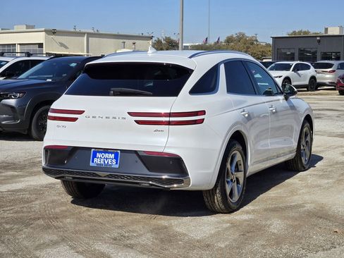 Used 2026 Genesis GV70 2.5T image 6