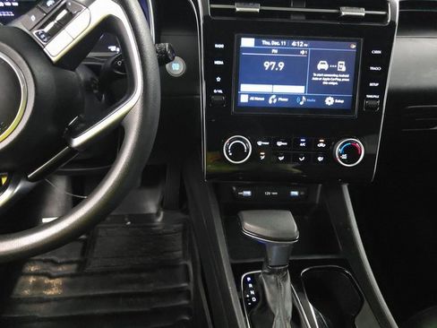 Used 2022 Hyundai Santa Cruz SEL image 6