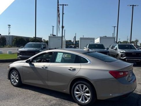 Used 2025 Chevrolet Malibu LT FWD image 6