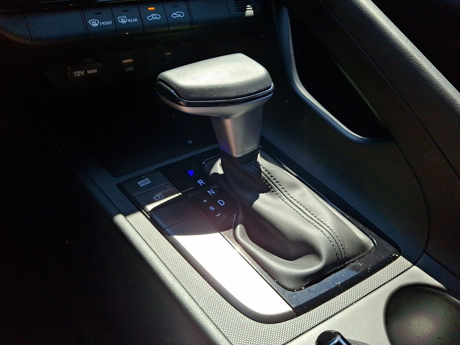 Certified 2025 Hyundai Elantra Sport FWD image 14