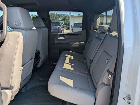New 2026 Chevrolet Silverado 1500 LT w/ Z71 Off-Road Package AWD/4WD image 15