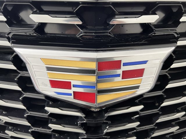 Used 2026 Cadillac XT5 Premium Luxury w/ Driver Assist Package FWD image 32