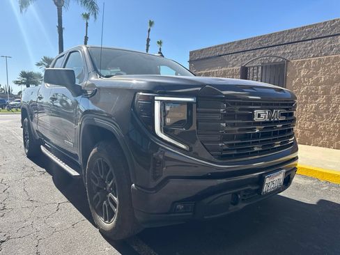 Certified 2023 GMC Sierra 1500 Elevation w/ X31 Off-Road Package AWD/4WD image 3