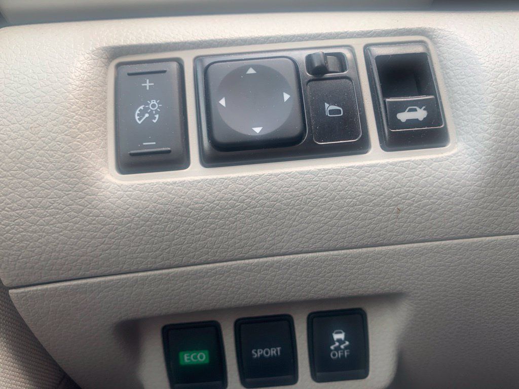 Used 2017 Nissan Sentra SV w/ Driver's Assist Package FWD image 20