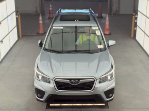 Used 2021 Subaru Forester Premium AWD/4WD image 2
