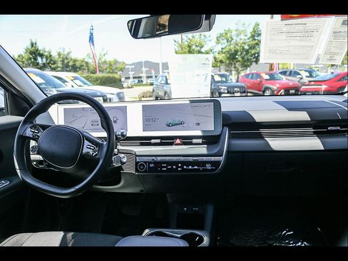 Certified 2024 Hyundai Ioniq 5 SEL RWD image 16