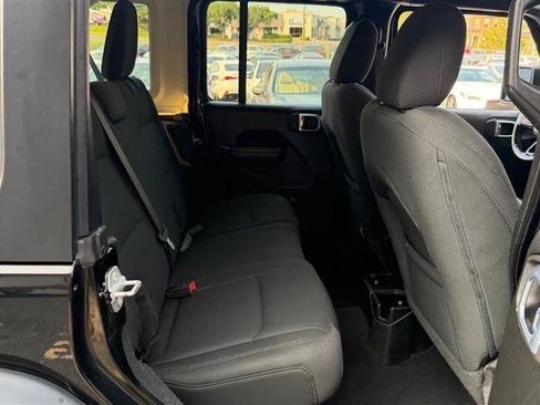 Used 2021 Jeep Wrangler Unlimited Sport AWD/4WD image 14