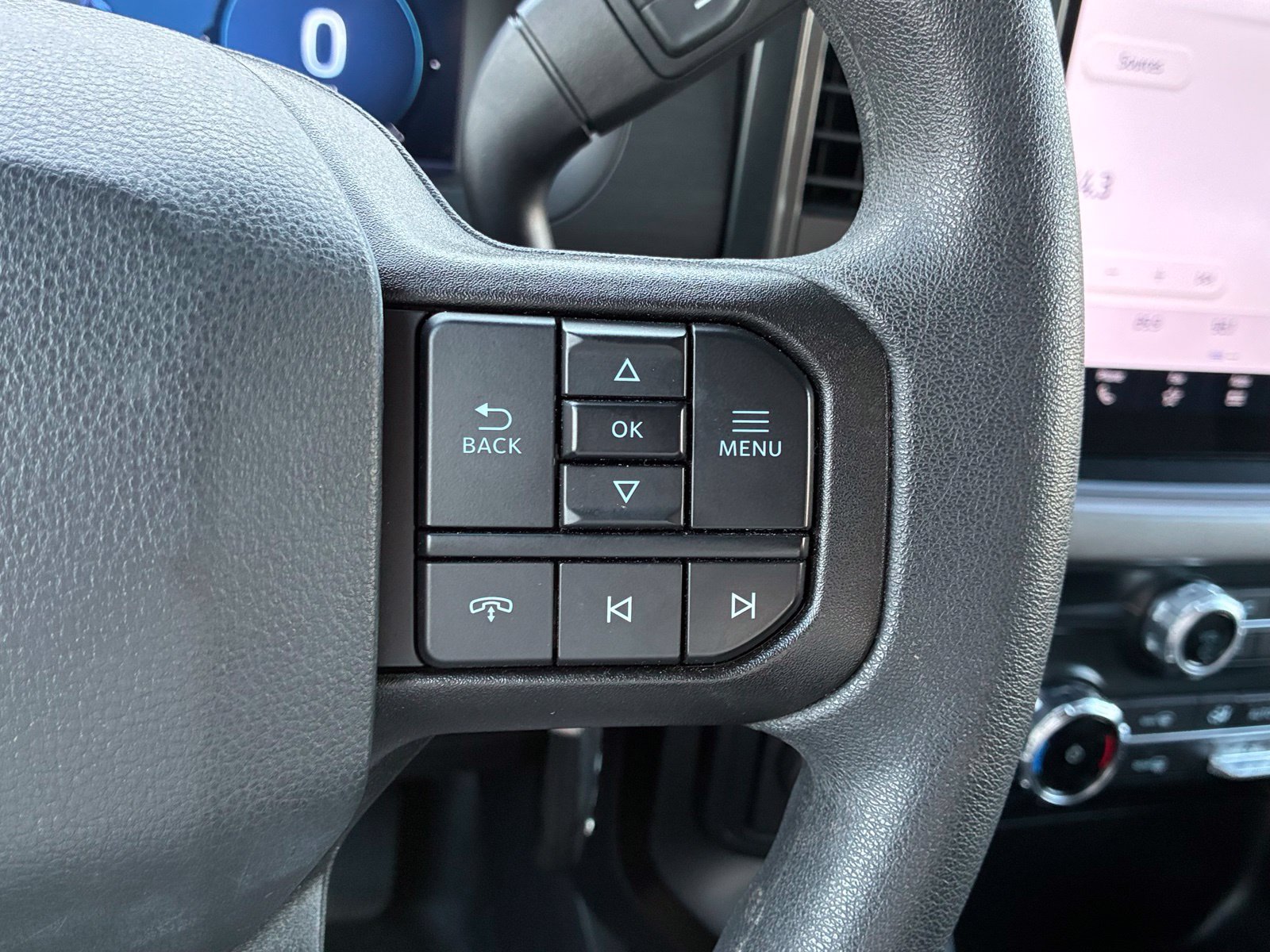 Used 2025 Ford F150 XL w/ Equipment Group 104A Hybrid AWD/4WD image 23