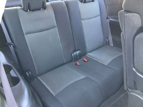 Used 2020 Nissan Pathfinder S image 16