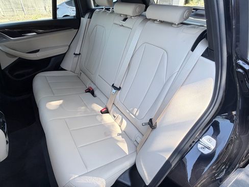 Used 2019 BMW X3 xDrive30i w/ Driving Assistance Package AWD/4WD image 9