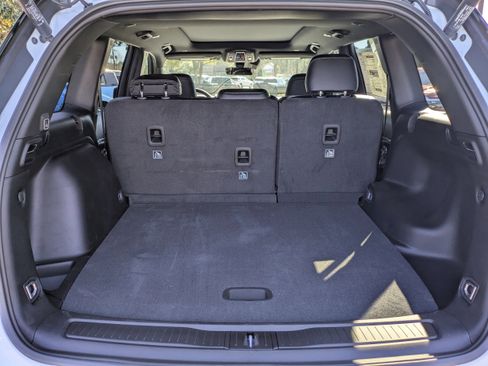 New 2025 Jeep Grand Cherokee Limited image 14