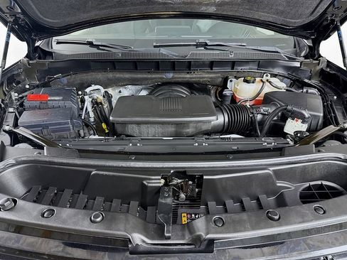 Used 2022 Chevrolet Suburban RST image 31