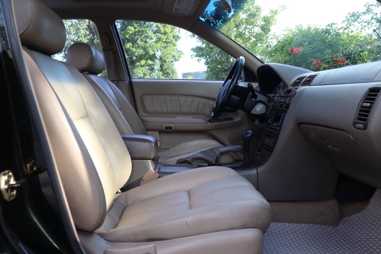Used 1997 Nissan Maxima GXE FWD image 17