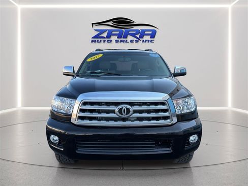 Used 2017 Toyota Sequoia Platinum AWD/4WD image 2