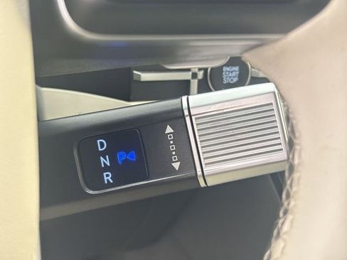 Certified 2025 Hyundai Santa Fe Calligraphy image 19