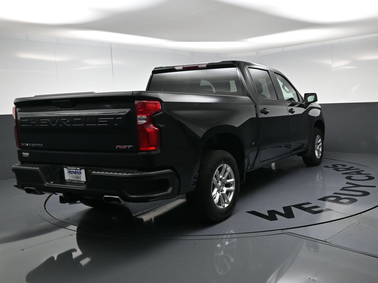 Used 2024 Chevrolet Silverado 1500 RST w/ Z71 Off-Road Package AWD/4WD image 9