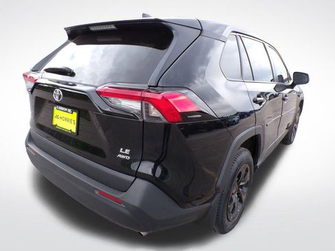 Used 2024 Toyota RAV4 LE AWD/4WD image 6