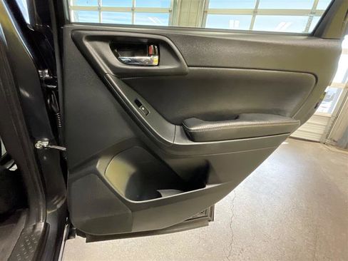 Used 2018 Subaru Forester 2.5i Premium image 21