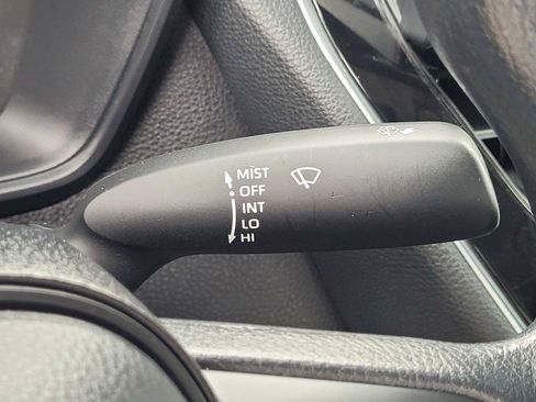 Used 2024 Toyota Corolla LE FWD image 33