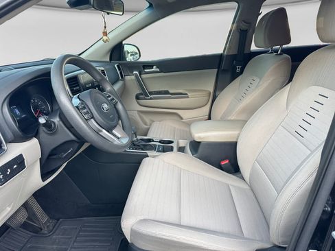 Used 2020 Kia Sportage LX w/ LX Popular Package FWD image 10