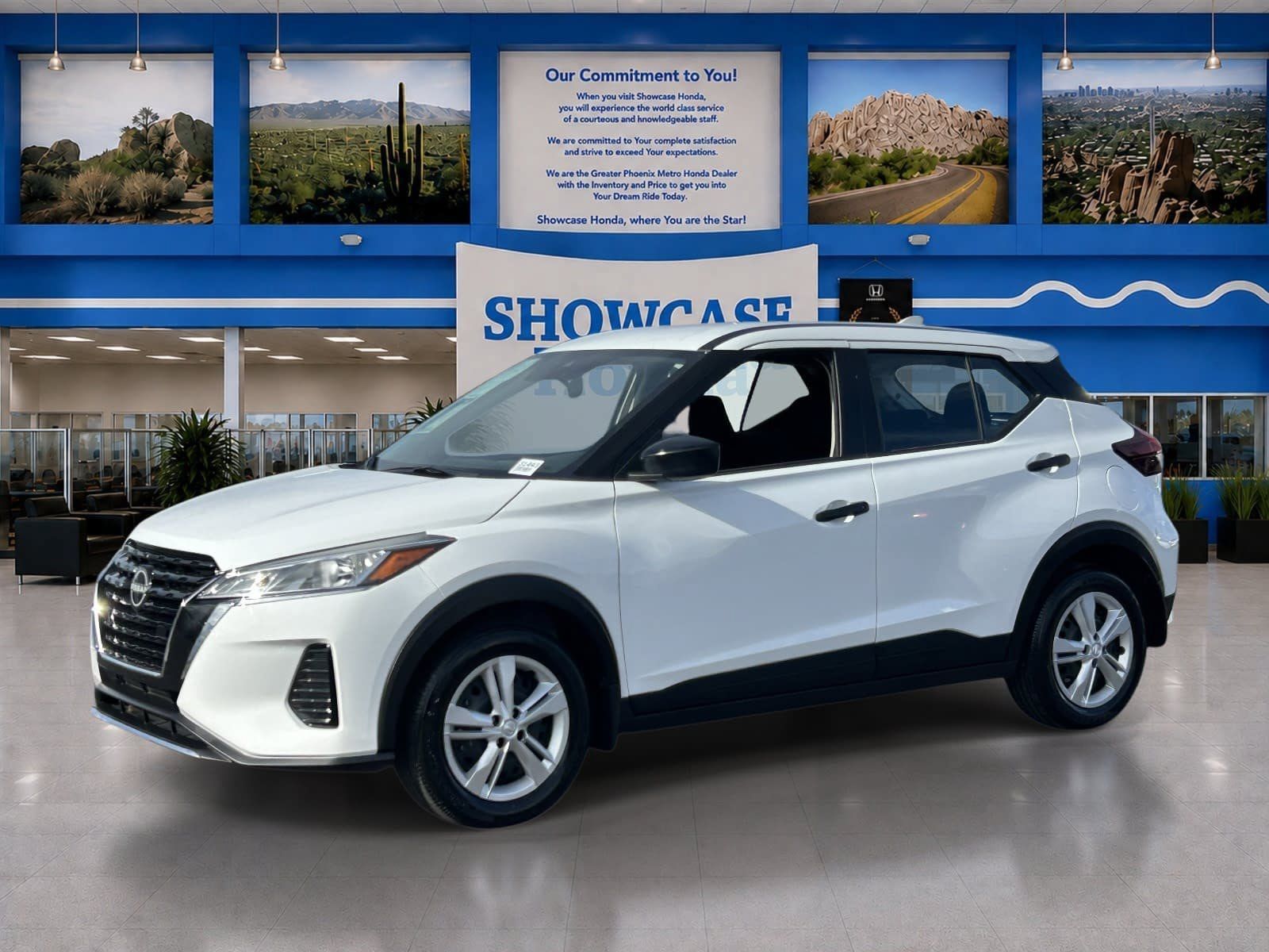 Used 2025 Nissan Kicks Play S FWD image 2