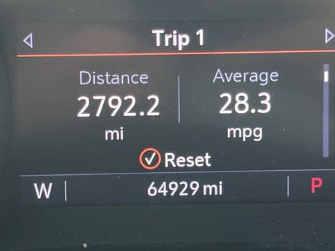Used 2022 Buick Encore GX Preferred w/ Sport Touring Package FWD image 33