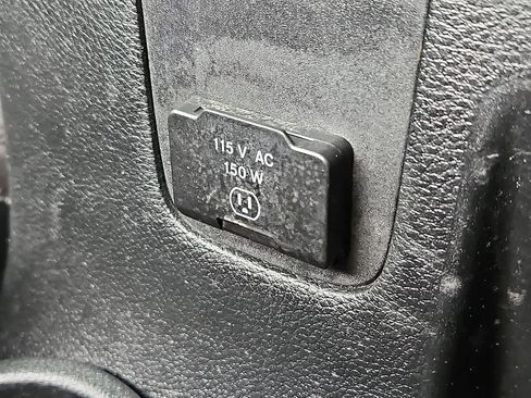 Used 2016 Jeep Wrangler Unlimited Sahara w/ Connectivity Group AWD/4WD image 23