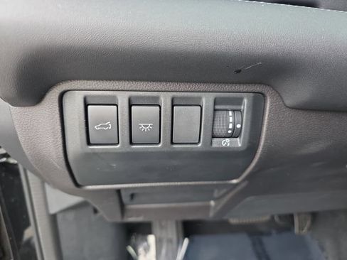 Used 2023 Subaru Ascent Touring AWD/4WD image 24