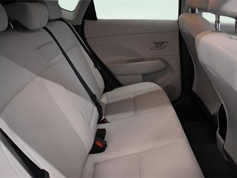 Used 2025 Hyundai Kona SEL image 16