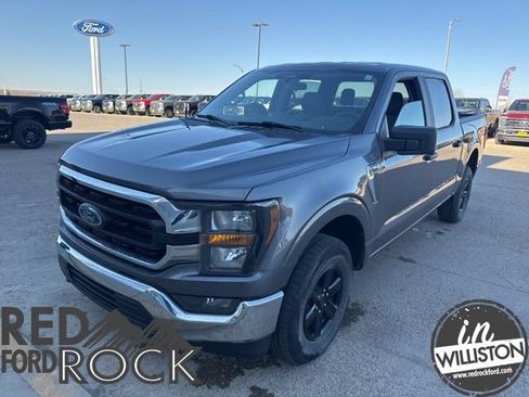 Used 2023 Ford F150 XLT AWD/4WD image 3