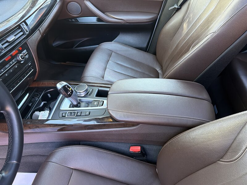 Used 2017 BMW X5 xDrive35i AWD/4WD image 32