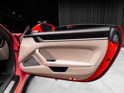 Used 2025 Porsche 911 Carrera image 65