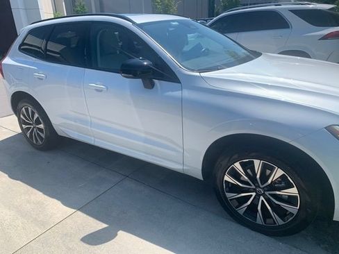 Used 2024 Volvo XC60 B5 Core w/ Protection Package Premier AWD/4WD image 1