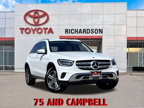 Used 2021 Mercedes-Benz GLC 300 image 1