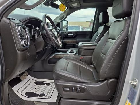 Used 2022 GMC Sierra 2500 Denali w/ Denali Ultimate Package AWD/4WD image 2