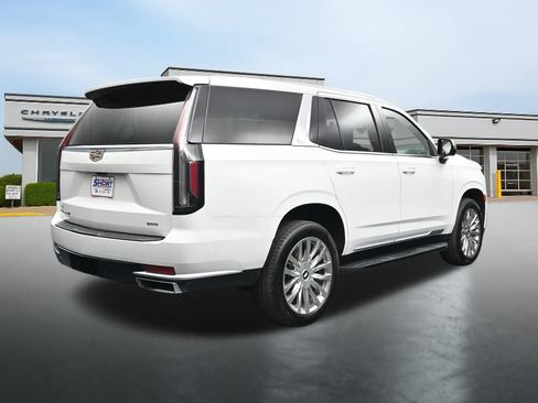 Used 2023 Cadillac Escalade Premium Luxury AWD/4WD image 5