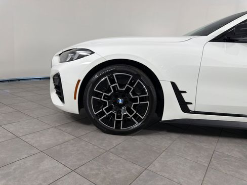 Certified 2025 BMW 430i xDrive w/ M Sport Package AWD/4WD image 11