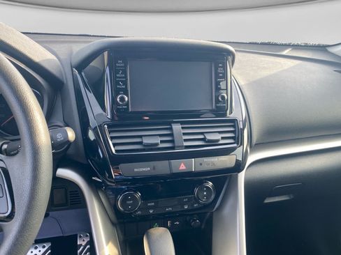 Used 2025 Mitsubishi Eclipse Cross ES AWD/4WD image 12