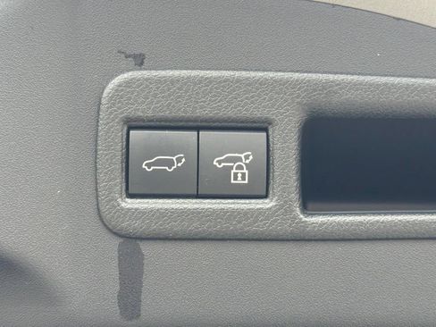 Used 2023 Toyota bZ4X AWD w/ Weather Package image 17
