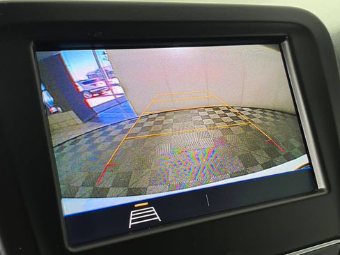 Used 2020 Chevrolet Equinox LT FWD image 20