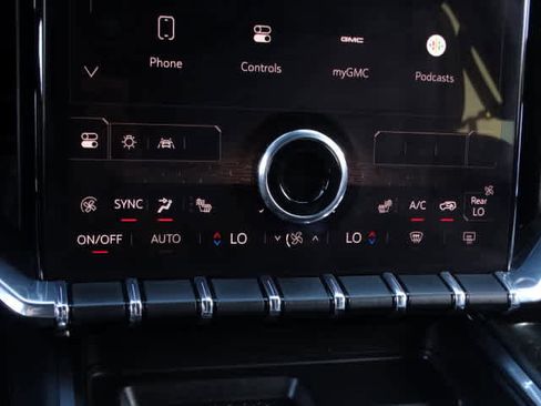 Used 2024 GMC Acadia Elevation w/ Black Edition image 31