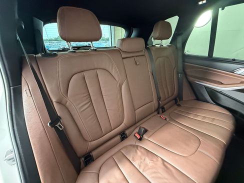 Used 2020 BMW X5 sDrive40i w/ M Sport Package RWD image 34