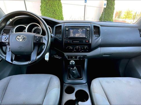 Used 2015 Toyota Tacoma 2WD Access Cab image 14