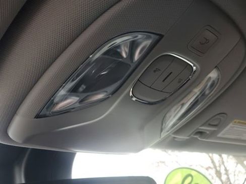 Certified 2022 Jeep Compass Latitude w/ Convenience Group image 21