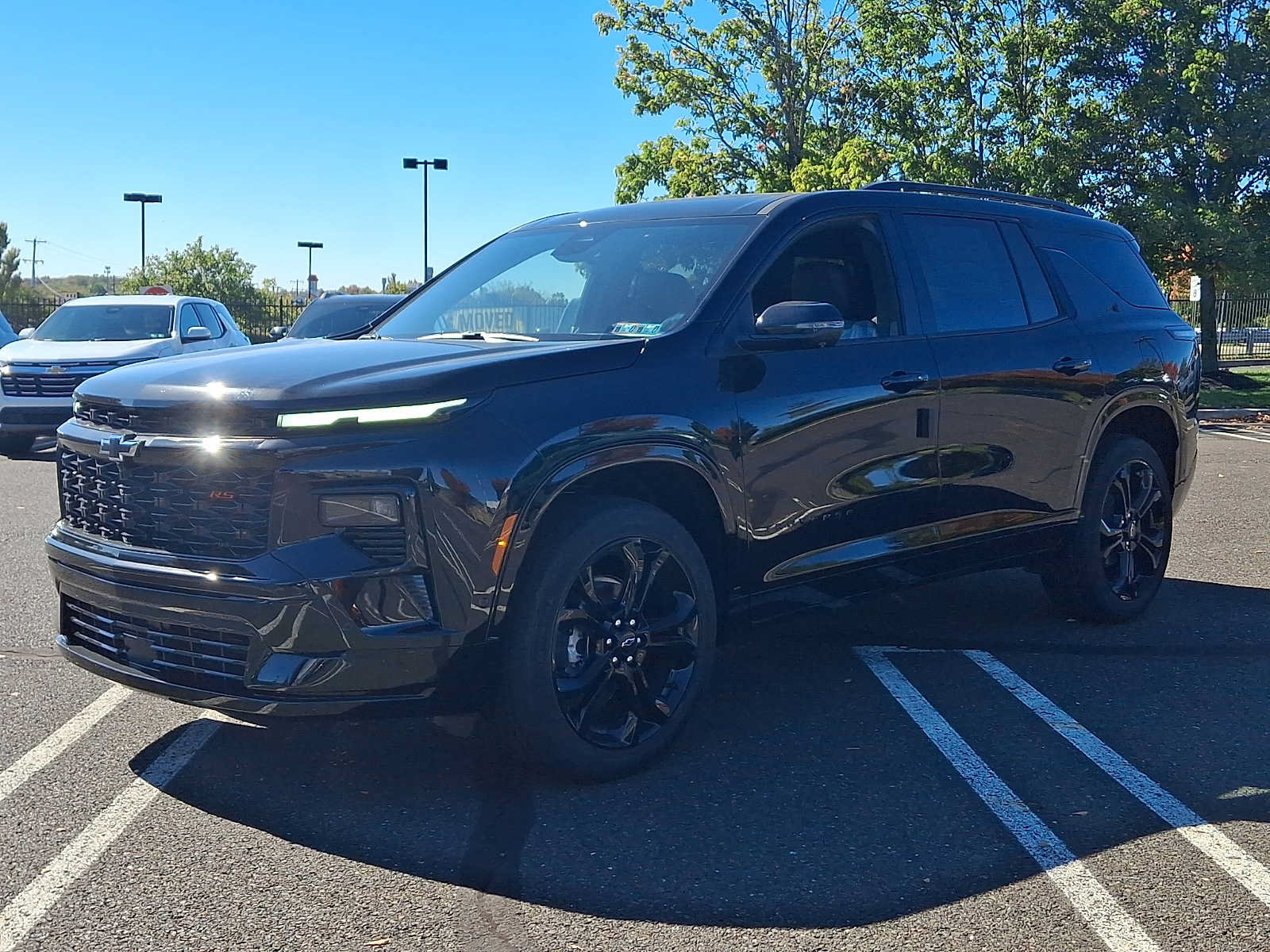 New 2027 Chevrolet Traverse RS FWD image 2